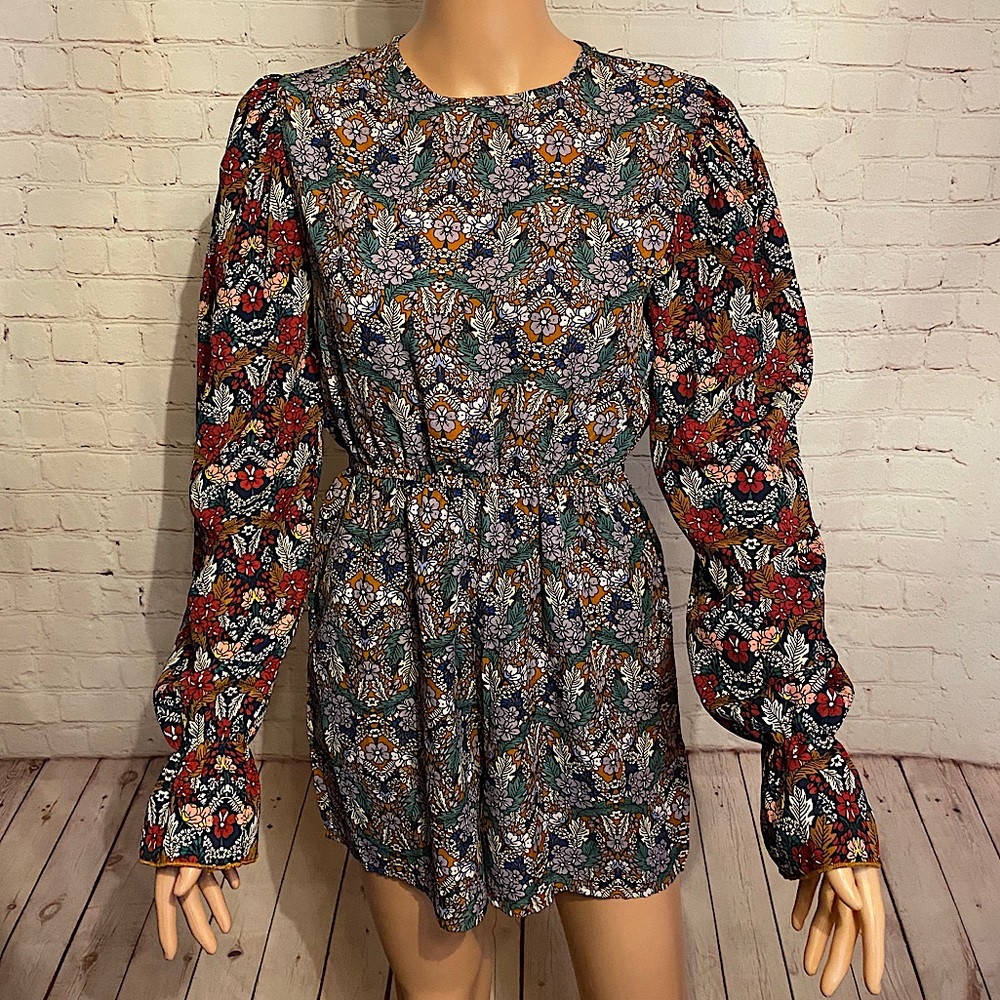 Nasty Gal flower boho long sleeved romper size 2